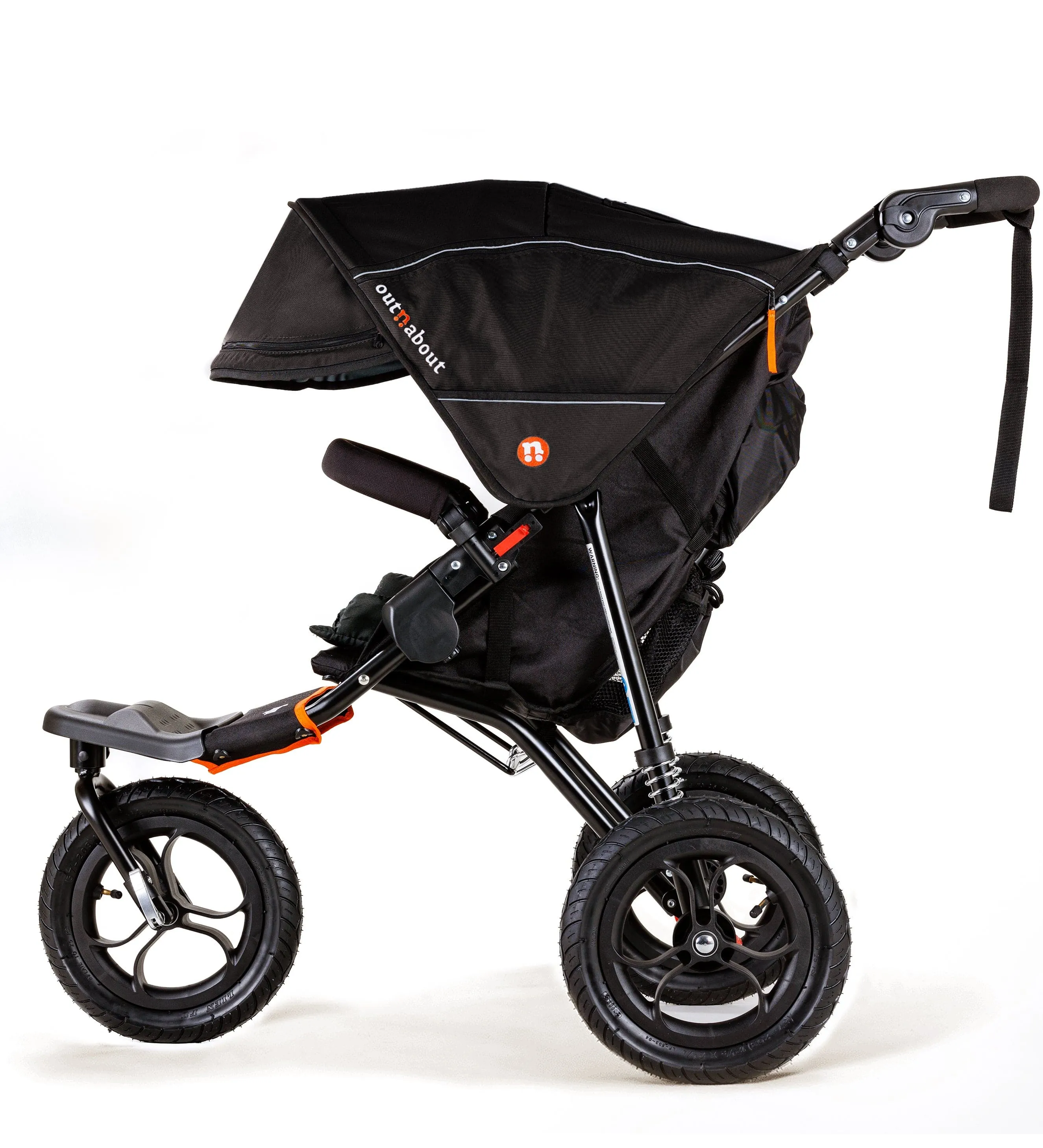 Out n About Nipper Single Comfort Bundle in Summit Black