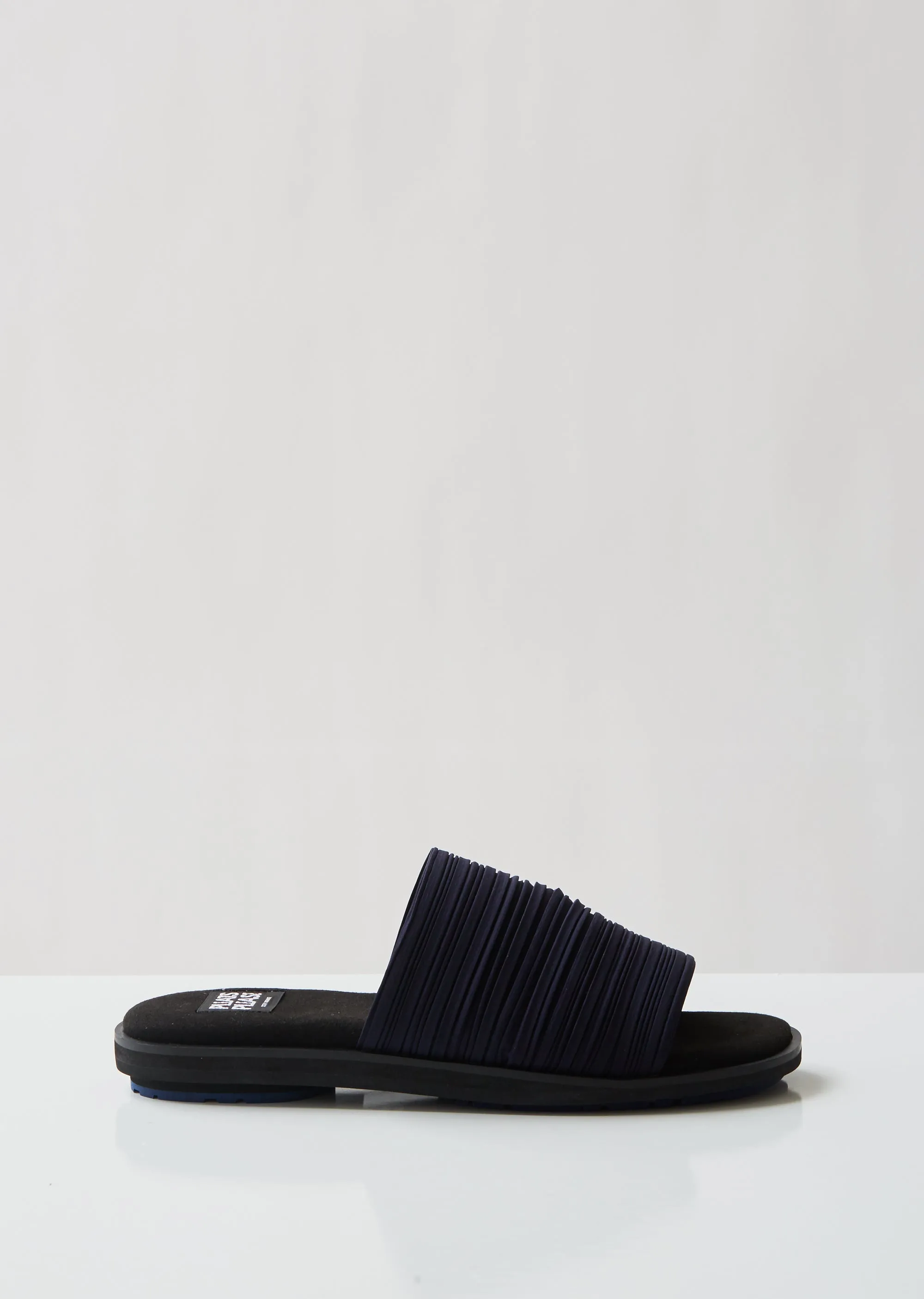 Pleated Slides